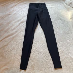 Black ALO Yoga Leggings